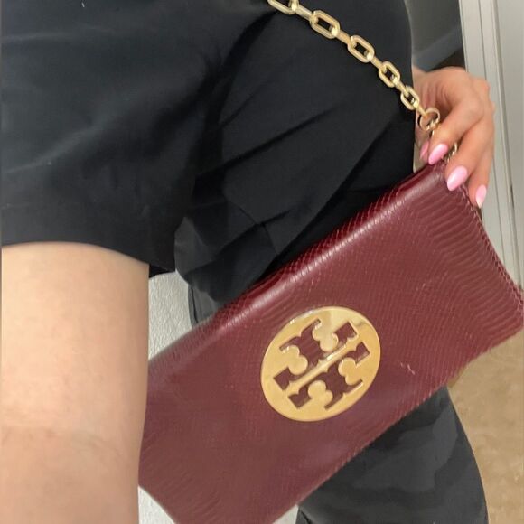 Tory Burch Burgundy Shoulder Bag with Gold Accents - Picture 12 of 16